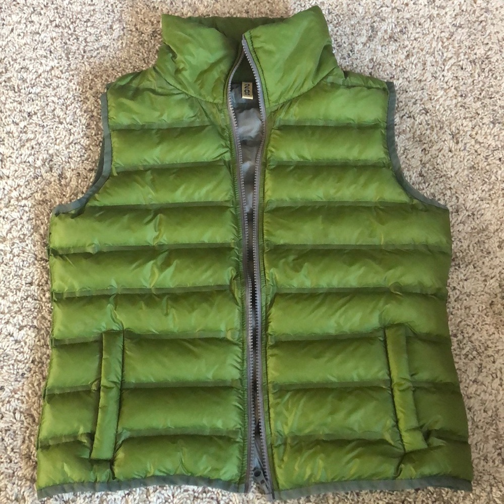 ❄️ NEW WITHOUT TAGS Green Down Vest - Brand 209 ❄️